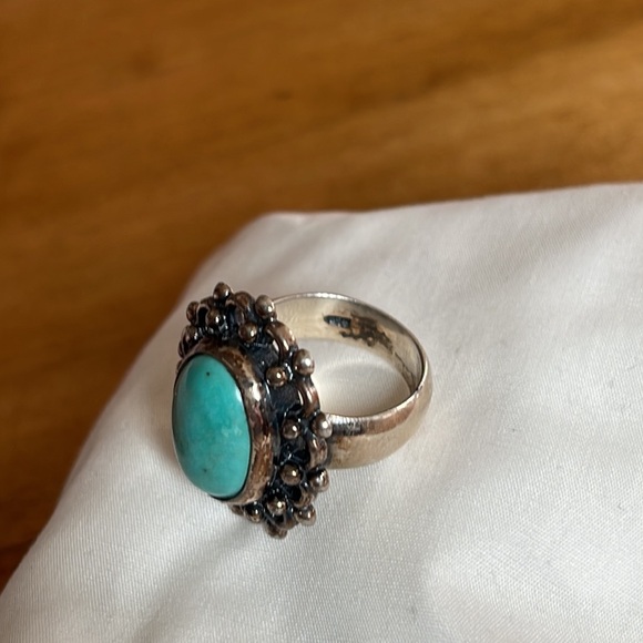 Size 9 Silver chunky ring (925 stamped silver) with turquoise-coloured stone - Picture 3 of 4